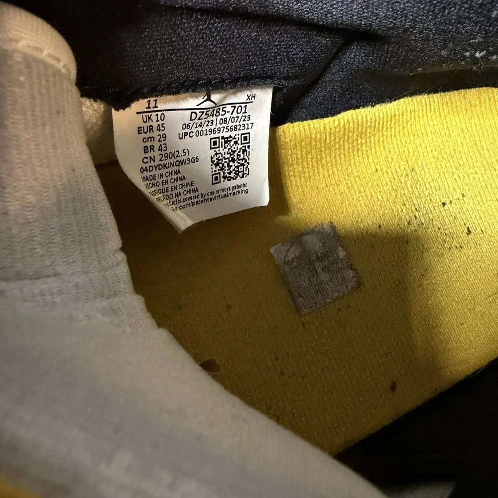 Air Jordan One Retro High Og‎ Yellow Ochre Men's Size 11